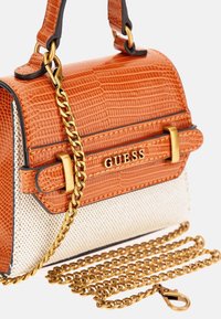 Guess MINI SESTRI EFFETTO COCCO - Rankinė - arancione multi