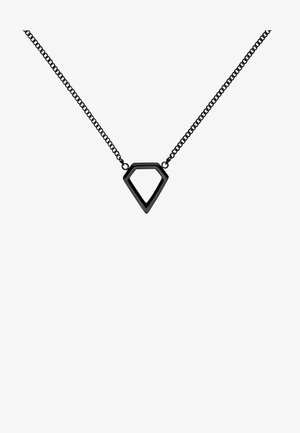 Zwarte metalen ketting met een geometrische, holle diamantvormige hanger aan een dunne ketting met een delicate schakelontwerp.