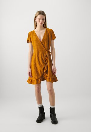 VIDELEA S/S  - Robe de jour - honey ginger