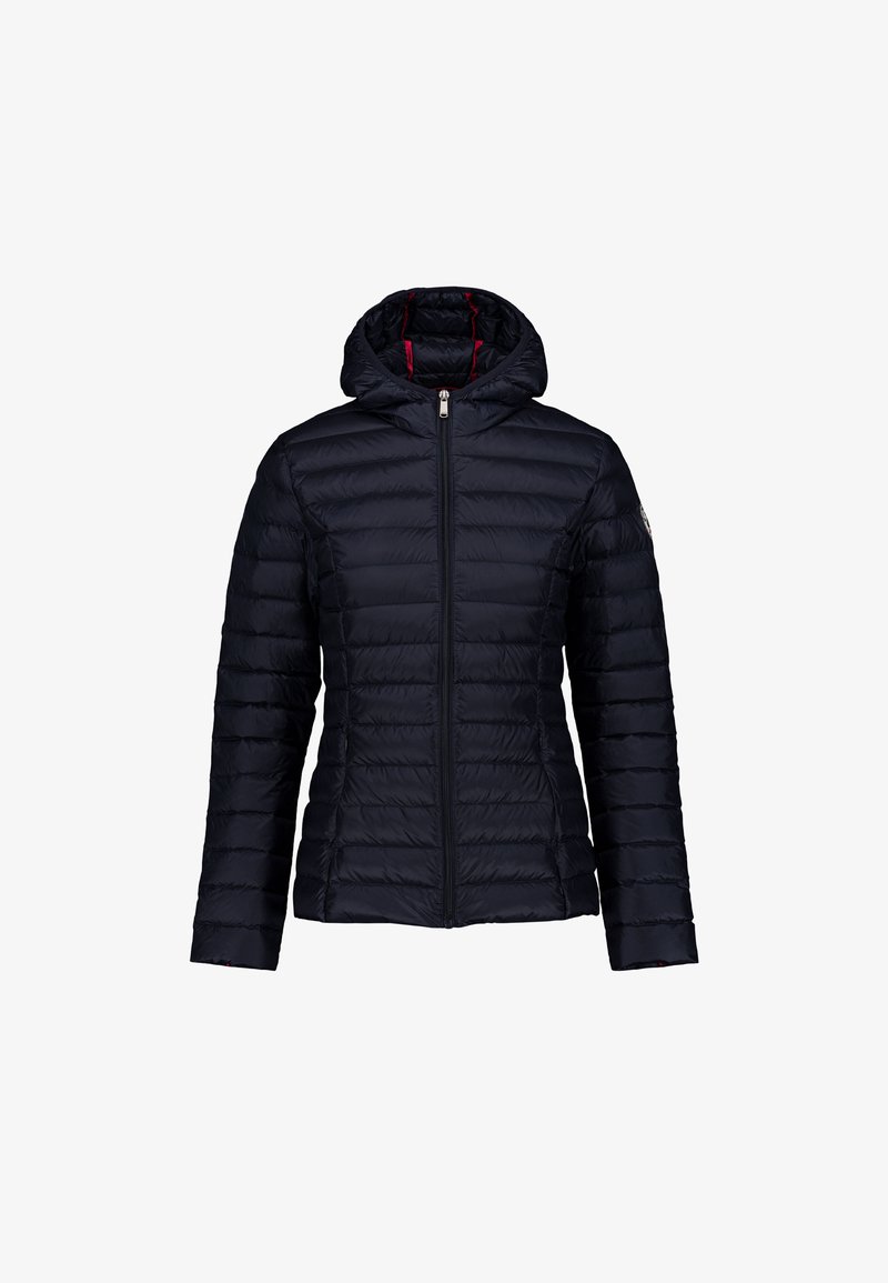 Giacca nera trapuntata con cappuccio, zip frontale e dettagli di fodera rossa all'interno del cappuccio.