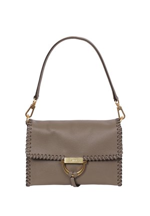 Leather handbag in taupe with contrasting stitching. Features a gold-tone clasp and adjustable strap, providing a structured, rectangular shape.