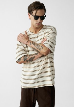 Diverse, - T-shirt z nadrukiem