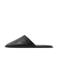 GAVILAN - Pantolette flach - black