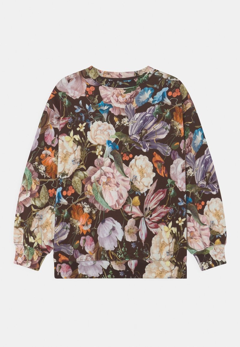 T-shirt à manches longues présentant un motif floral sombre avec diverses couleurs, y compris des roses, des violets et des verts, fabriqué en tissu doux.