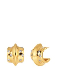 Pendientes de aro de oro con un diseño texturizado, que presenta recortes circulares y gemas transparentes incrustadas. Acabado liso y pulido.