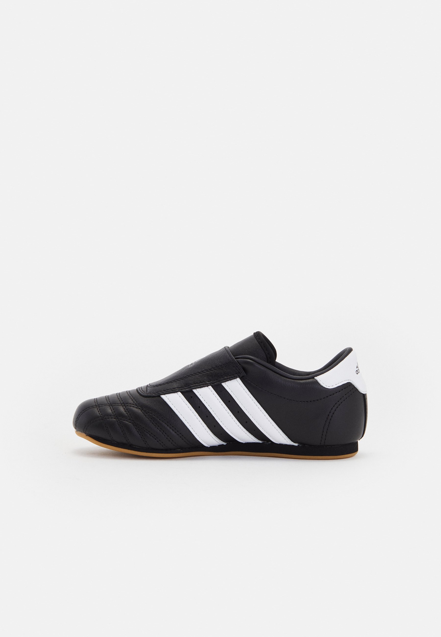 Chaussures D'Entraînement Arts Martiaux - Karaté, Taekwondo, Kung Fu - Noir - Sans Lacets - Polyuréthane