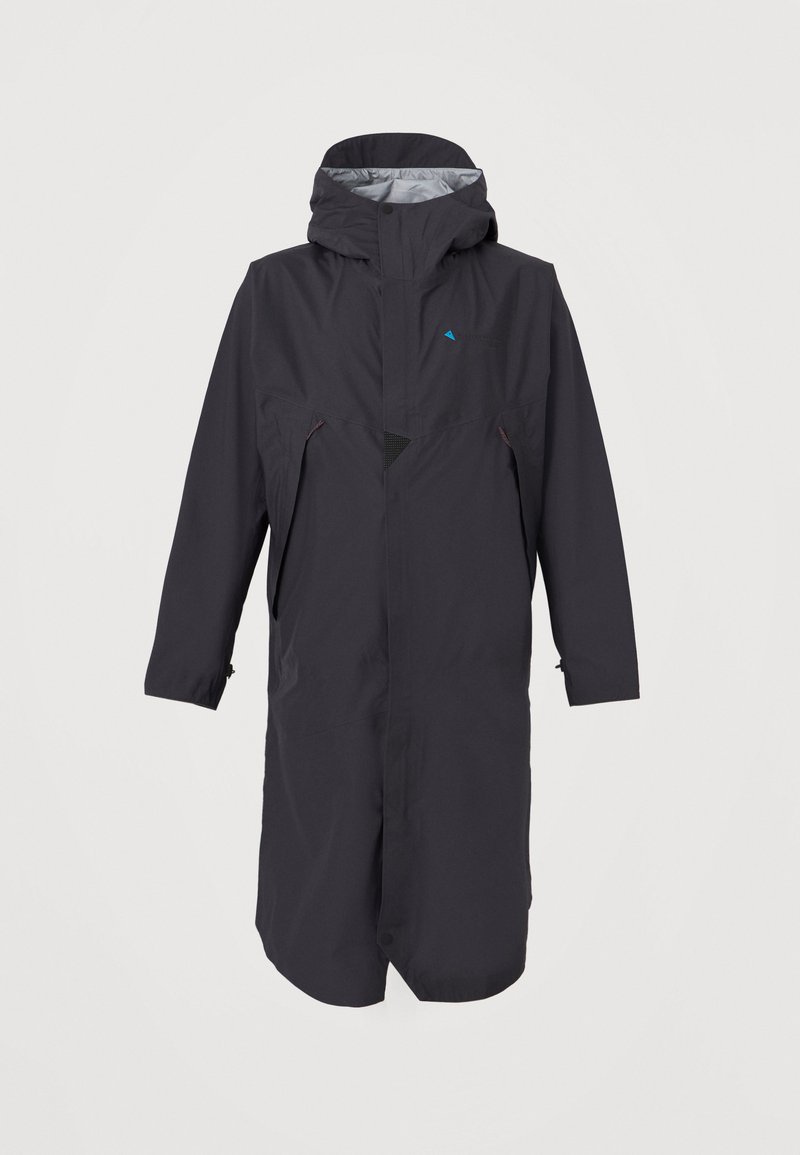 Dlhý tmavosivý nepremokavý kabát s kapucňou, celopriečnym zapínaním a bočnými ventilačnými panelmi na zips.