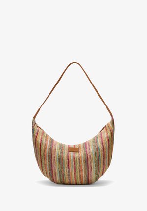 Bolso de hombro tejido de colores con cuerpo curvado, rayas verticales multicolores y una sola correa marrón, mostrado sobre un fondo blanco.