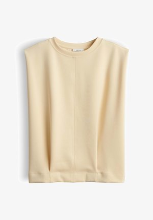 Beiges ärmelloses Oberteil mit rundem Ausschnitt, dezenter vertikaler Naht in der Mitte und Etikett mit der Aufschrift „OPUS“ im Kragen.