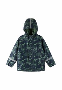 Giacca impermeabile caratterizzata da uno sfondo blu scuro con un motivo animale verde. Include un cappuccio, polsini elastici e dettagli strisce riflettenti.