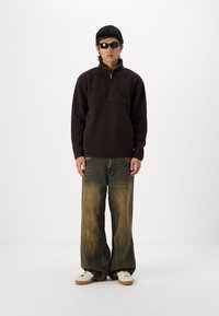 Selected Homme SLHRELAX - Mikina so zipsom - chocolate torte