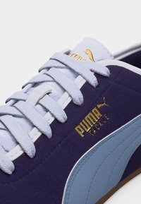 Puma TACKLE UNISEX - Αθλητικά παπούτσια - deep plum/snow mountain blue
