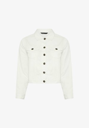 Witte spijkerjas met lange mouwen, knoopsluiting aan de voorkant, twee borstzakken met klep en een klassieke kraag.