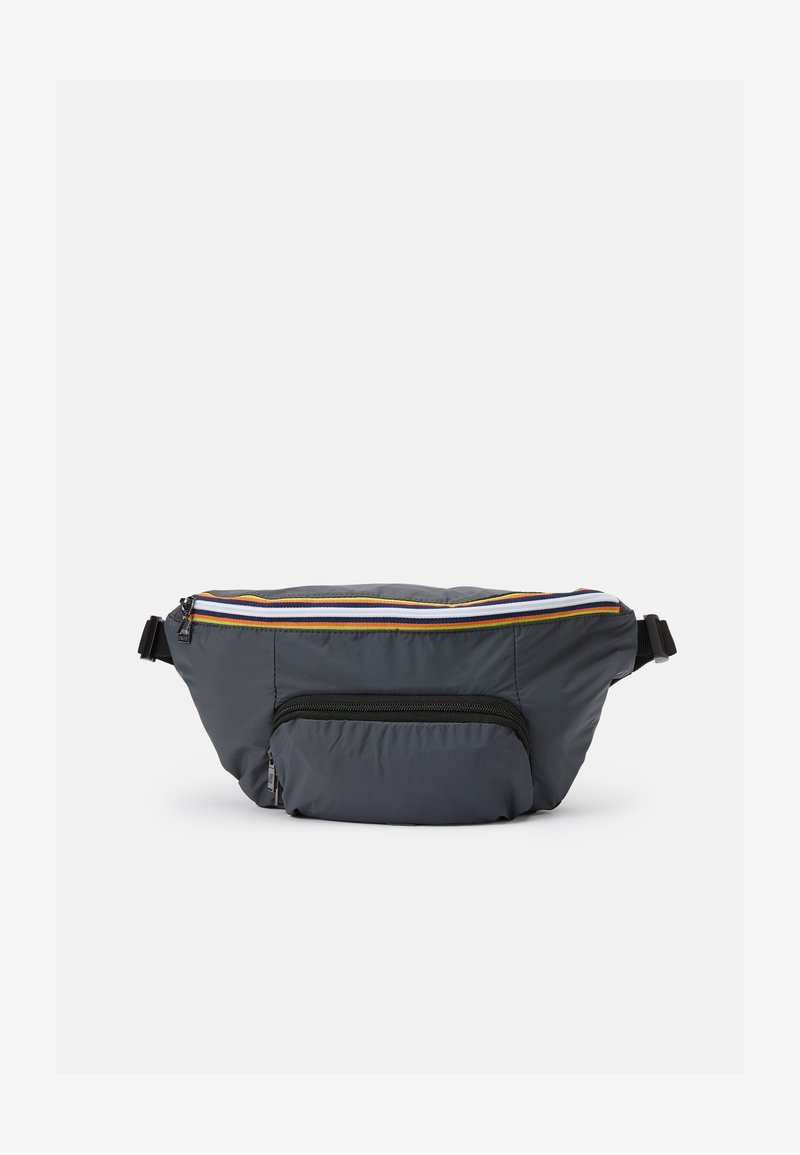 Grå nylon bæltetasker med en frontlomme med lynlås, topstribe i gul, hvid og lilla, samt en justerbar rem.