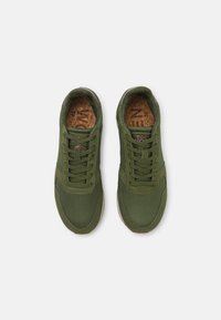 Woden YDUN ICON - Baskets basses - cypress