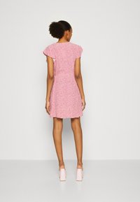VILA VIFINI WRAP SHORT DRESS - Kasdienė suknelė - pink yarrow