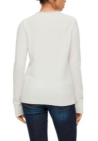 QS MIT ROLLSAUMBLENDE - Strickpullover - ecru