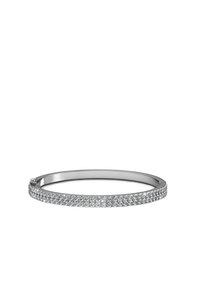 Bracciale in argento con una fila di cristalli trasparenti lungo la superficie, bordi lisci e un design semplice e lucido.