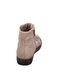 Andrea Conti Botki sznurowane