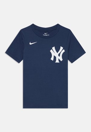 NBA JORDAN CITIES TEE - Apdrukāts T-krekls - college navy