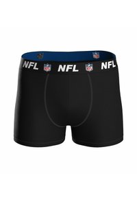 Schwarze Boxershorts mit tailliertem Design, elastischem Bund mit weißem "NFL"-Logo und blauem Innenfutter, glatte Textur, ohne Muster.