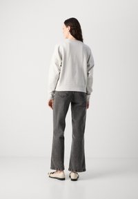 Scotch & Soda CHEST ARTWORK RELAXED - Sportinis megztinis - light grey melange