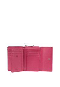 Roza usnjena denarnica z več režami za kartice in sponko. Gladka tekstura, notranji predali in vidna blagovna oznaka.