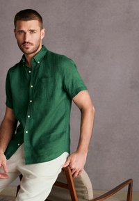 Next SIGNATURE SHORT SLEEVE - Ing - green