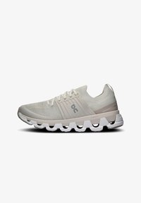 Unselected, pearl   fog