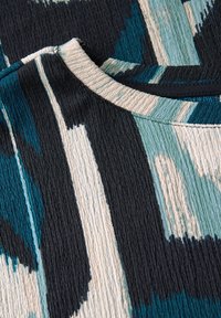 Street One GEMUSTERTES CRINKLE - Print T-shirt - türkis