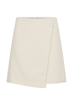 Kreminės spalvos tekstūruotas mini sijonas su subtiliomis horizontaliomis juostelėmis ir nesuapvalintais kraštais priekinėje dalyje.