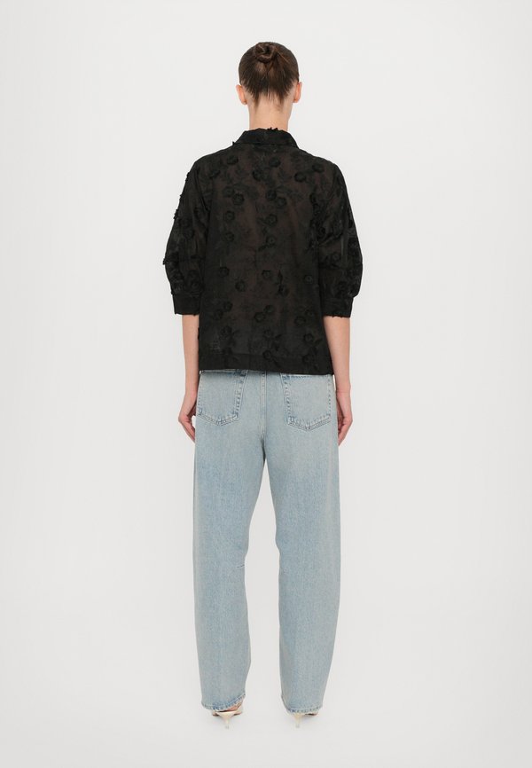 PUST - Button-down blouse4