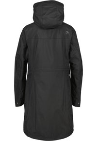 Parka impermeabile nera con cappuccio. Presenta una superficie liscia, maniche lunghe e una lunghezza fino a metà coscia. Include un piccolo dettaglio del logo.