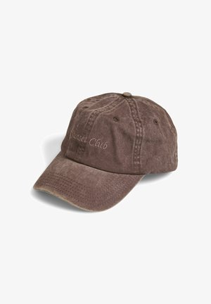 Brun vasket bomuld baseballkasket med buet skygge og "Sunset Club" broderet foran.