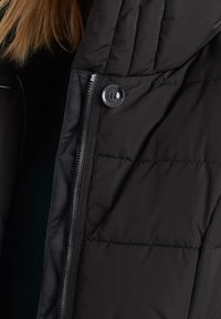 khujo Vinterkappa /-rock - black