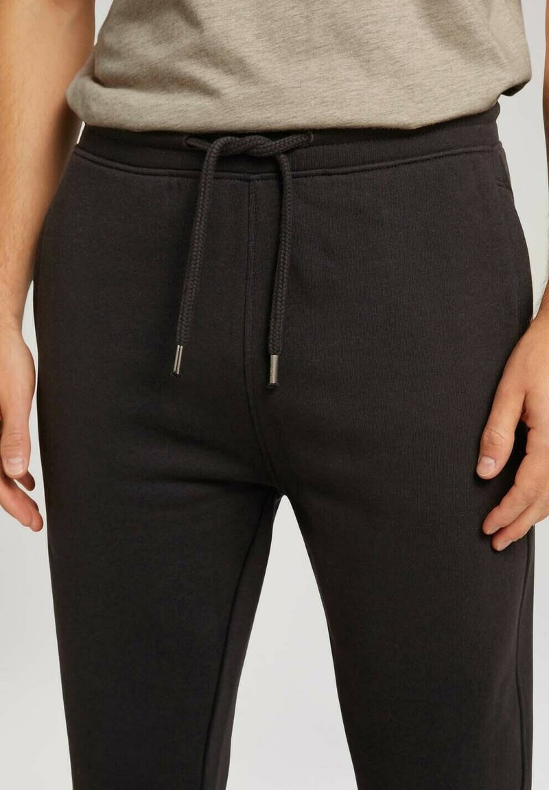 Herren Trainingsanzüge | TOM TAILOR Jogginghose black/schwarz - GJ48897 Herren Trainingsanzüge | TOM TAILOR Jogginghose black/schwarz - GJ48897