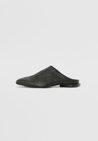 JAMAL SLIT UNISEX - Mules - black