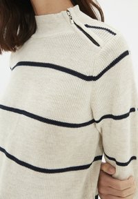 Trendyol Sweter