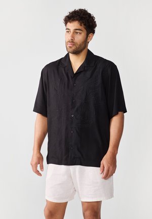 Pier One EMBROIDERED SHIRT - Marškiniai - black