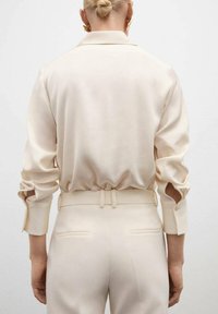 Mango Bluza z gumbi - off-white