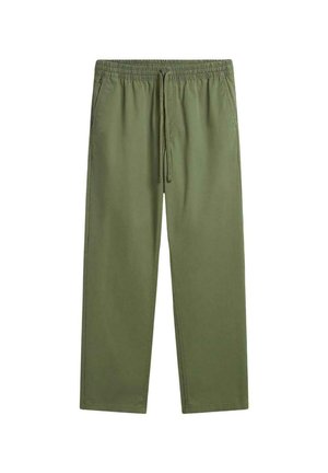 Pantalones de chándal verde oliva con cintura elástica y cordón. Corte holgado, tejido suave, piernas rectas y sin patrones ni adornos visibles.