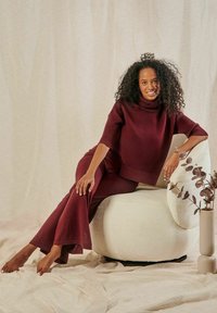 YOU LOOK PERFECT BAILEY - MERINO WOOL KNIT PANTS - Nachtwäsche Hose - bordeaux