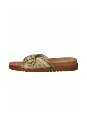 Bruine slip-on sandaal met gevlochten bovenste band met decoratieve gesp en een platte rubberen zool.