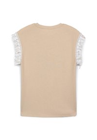 T-shirt beige con scollatura rotonda e maniche corte, caratterizzato da dettagli arricciati bianchi lungo i bordi. Tessuto morbido e liscio.