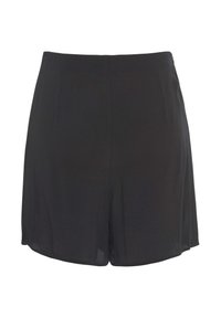 Schwarze Shorts aus einem glatten, leichten Stoff. Gerader Schnitt mit einem elastischen Bund und ohne zusätzliche Muster oder Hardware-Details.