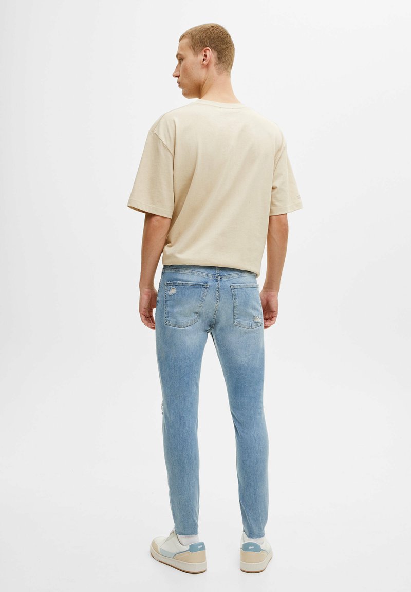 Herren Skinny Fit | PULL&BEAR Jeans Slim Fit light blue denim/light-blue denim - RZ13560 Herren Skinny Fit | PULL&BEAR Jeans Slim Fit light blue denim/light-blue denim - RZ13560