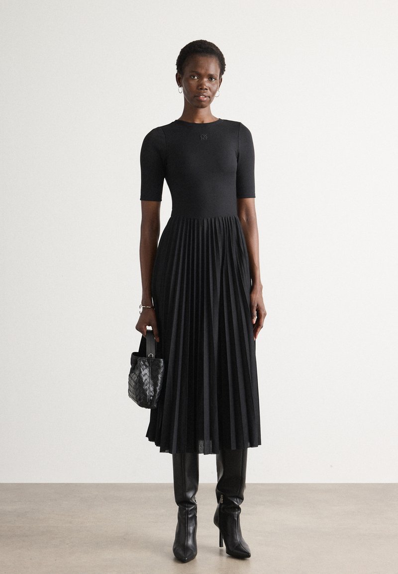 strapless open back dress Maxi Satin Long Sleeve Pleated Dress