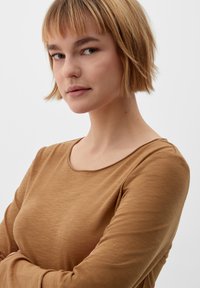 s.Oliver LANGARM - Langarmshirt - brown