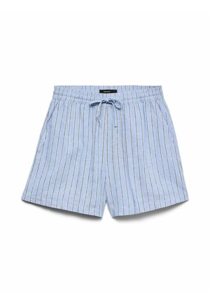 Shorts bleu clair avec fines rayures blanches verticales, taille élastique, poches latérales et cordon de serrage à l'avant.