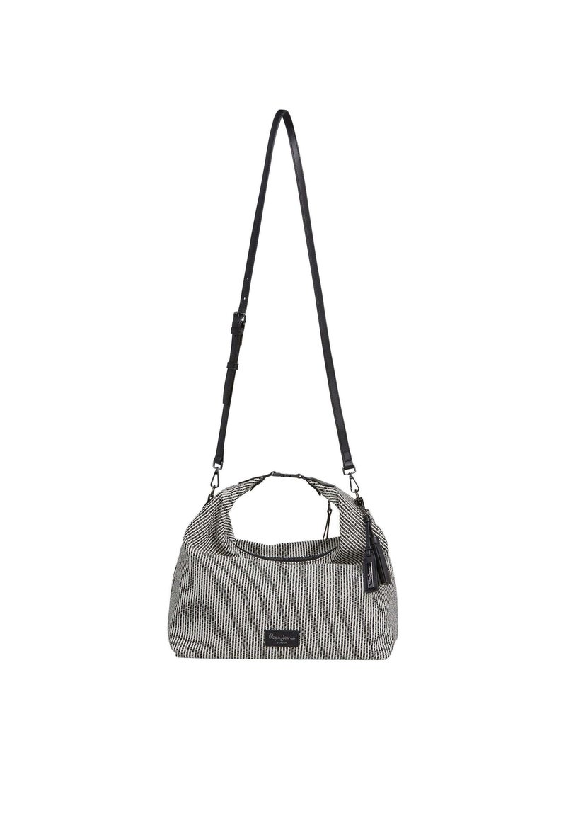 Borsa in tessuto nero e bianco testurizzato con una forma ampia e morbida, manico corto in cima e una lunga tracolla regolabile per indossarla a tracolla.